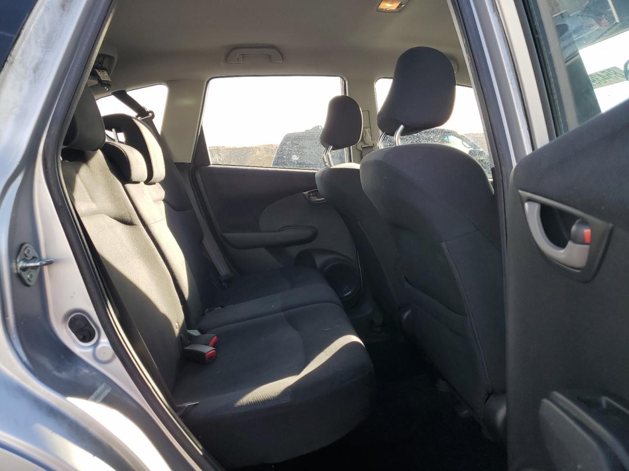2011 Honda Fit - Image 10