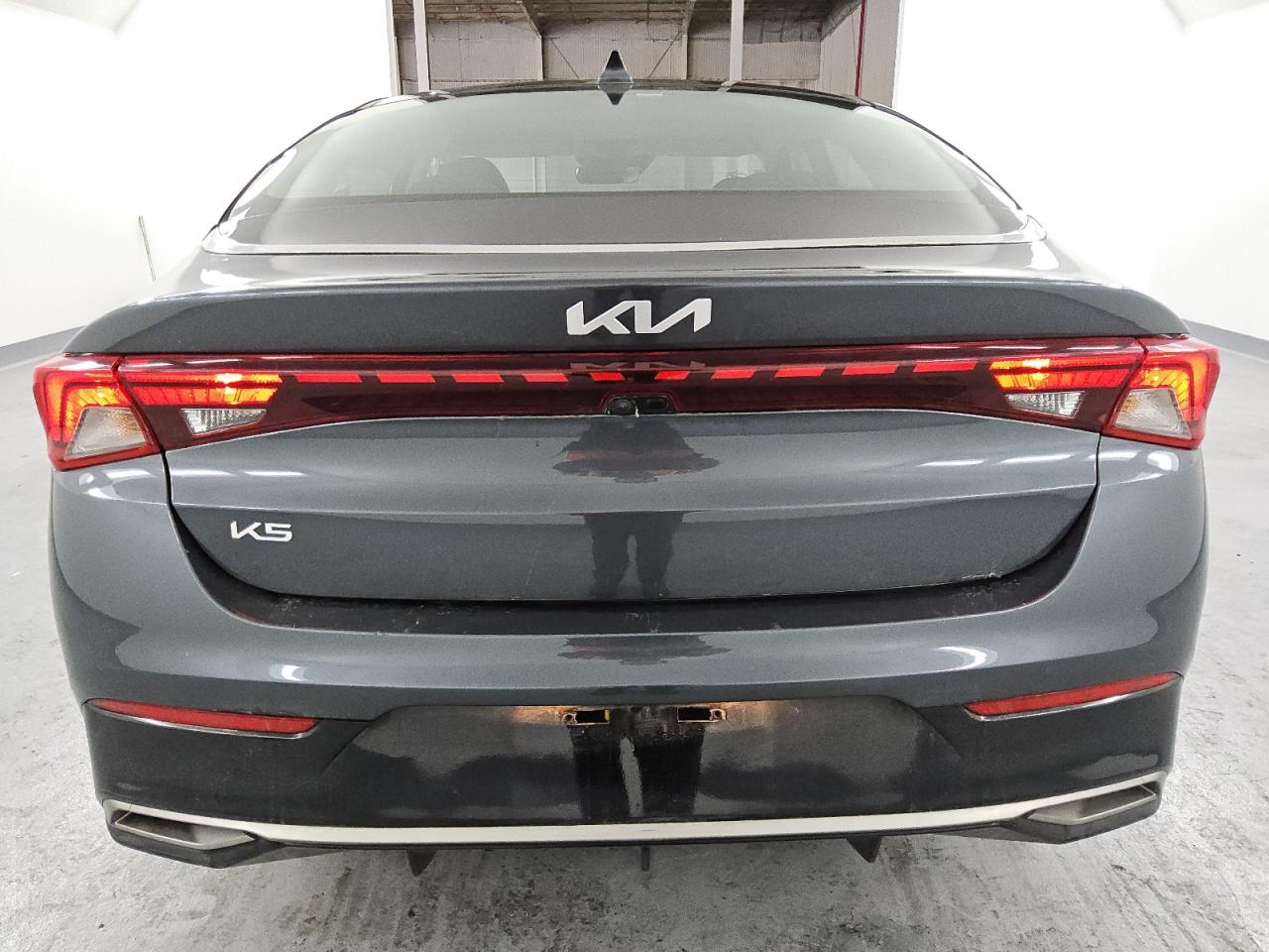 2023 Kia K5 - Image 6