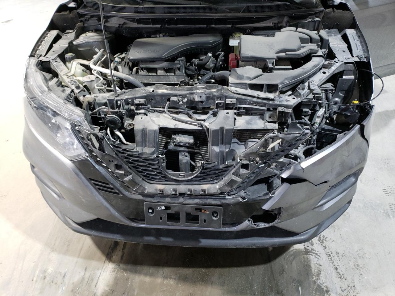 2020 Nissan Rogue - Image 12