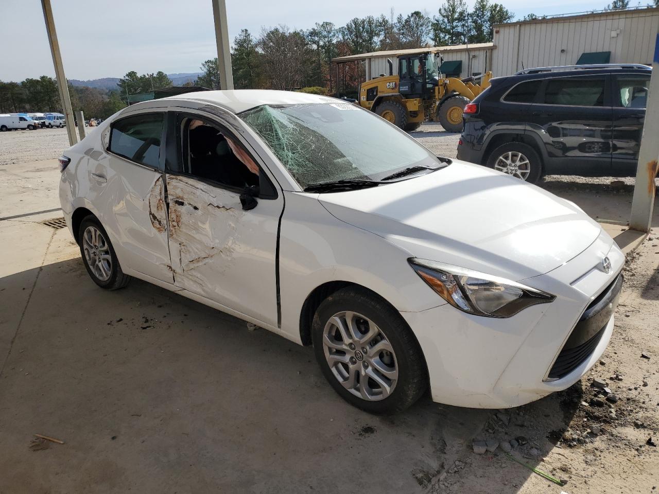 VIN 3MYDLBZV8GY123436 2016 TOYOTA SCION no.4