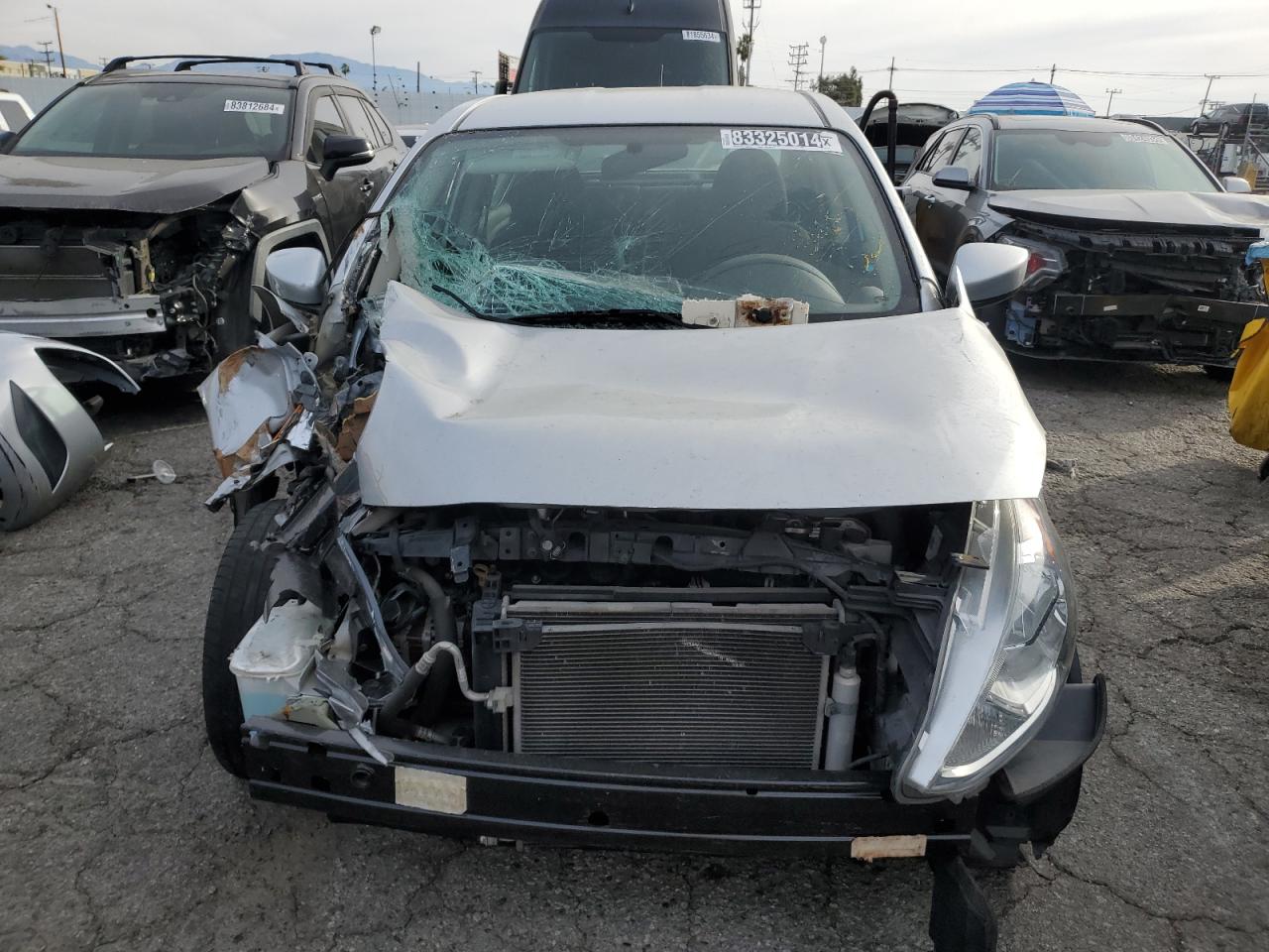 2019 Nissan Versa - Image 5