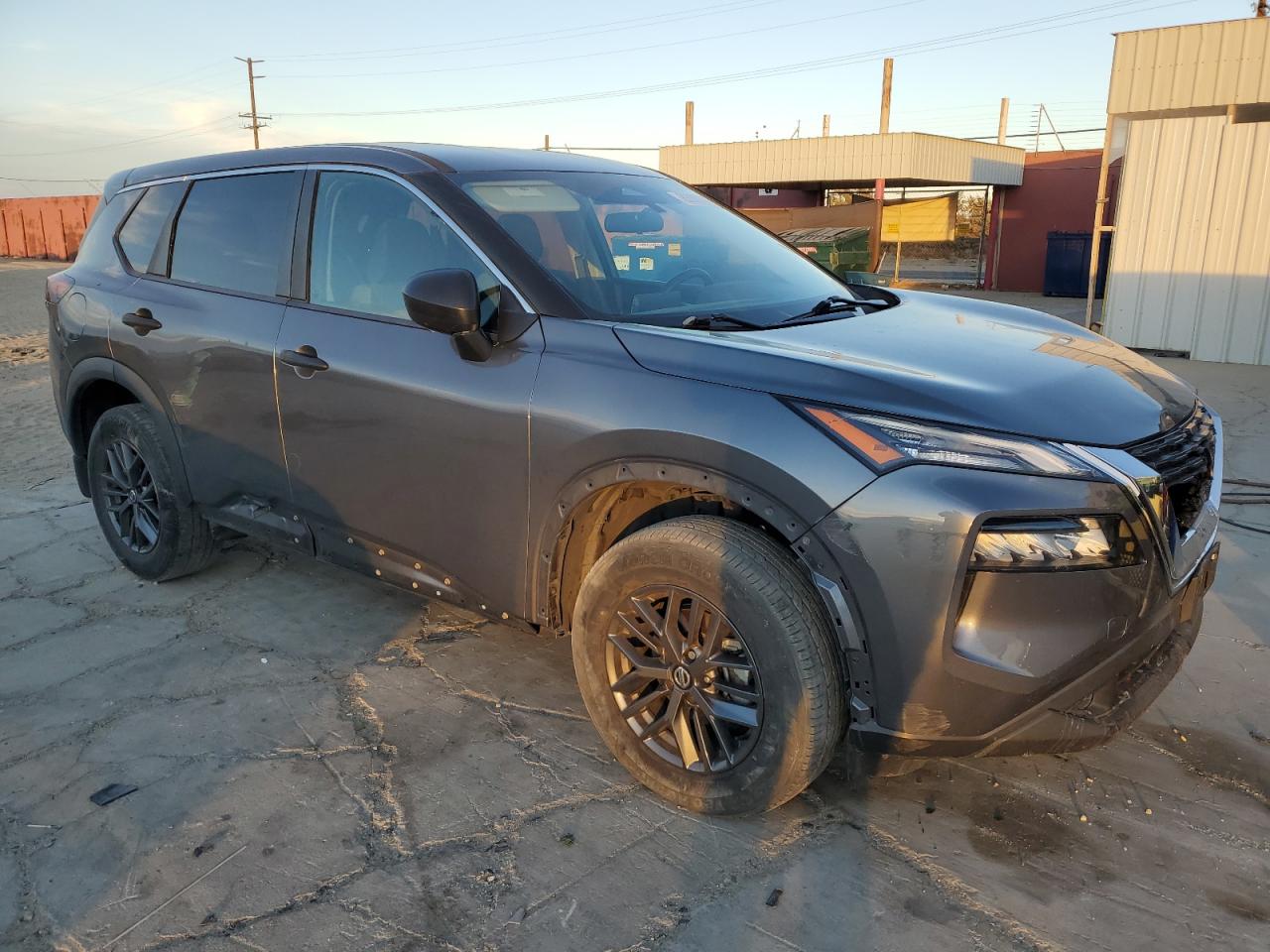 2021 Nissan Rogue - Image 4