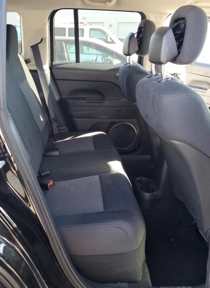 2011 Jeep Liberty (Patriot) - Image 11