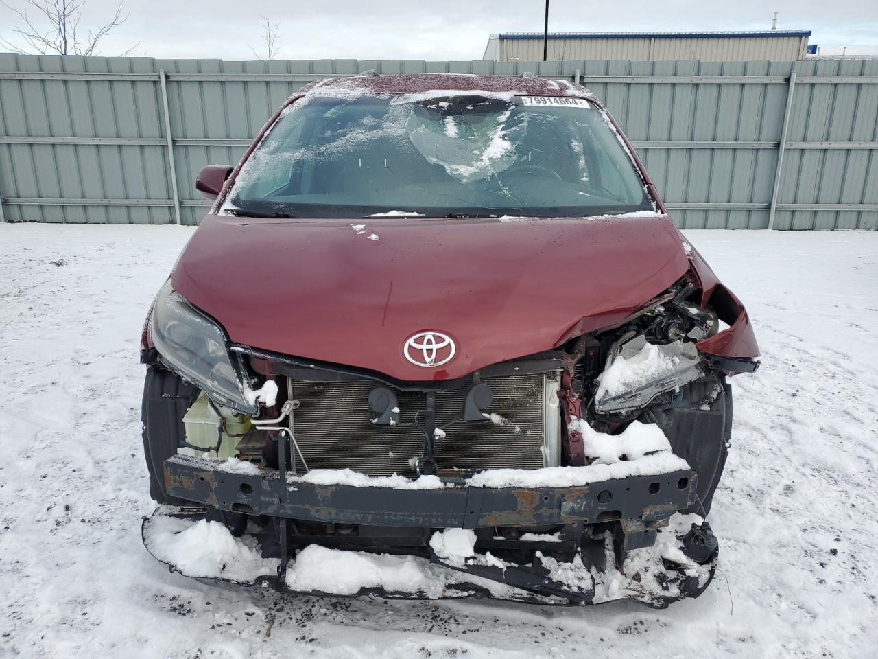 2016 Toyota Sienna - Image 5