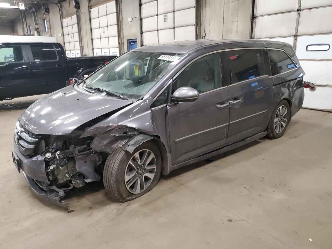 2016 Honda Odyssey - Image 1