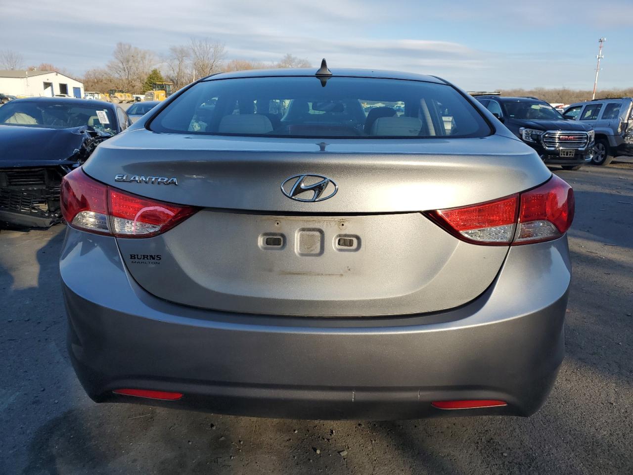 2012 Hyundai Elantra - Image 6