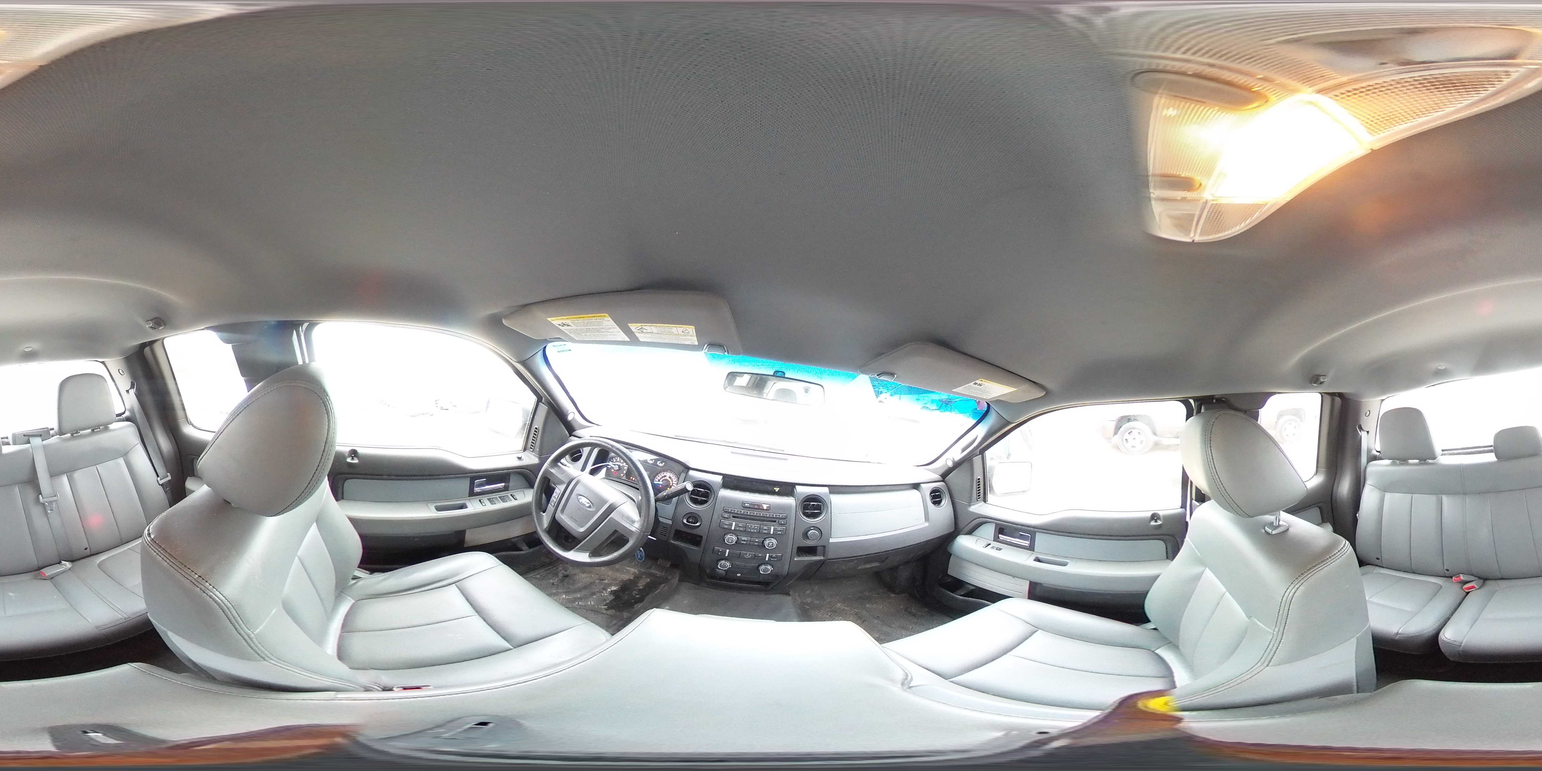 2014 Ford F-150 - Image 13