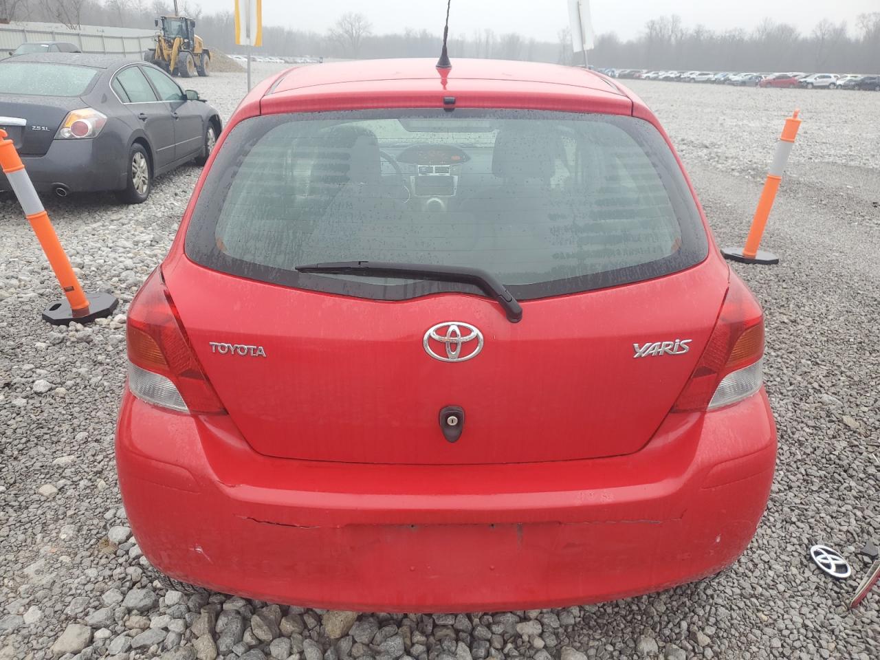 2009 Toyota Yaris VIN: JTDKT903395232610 Lot: 84275974