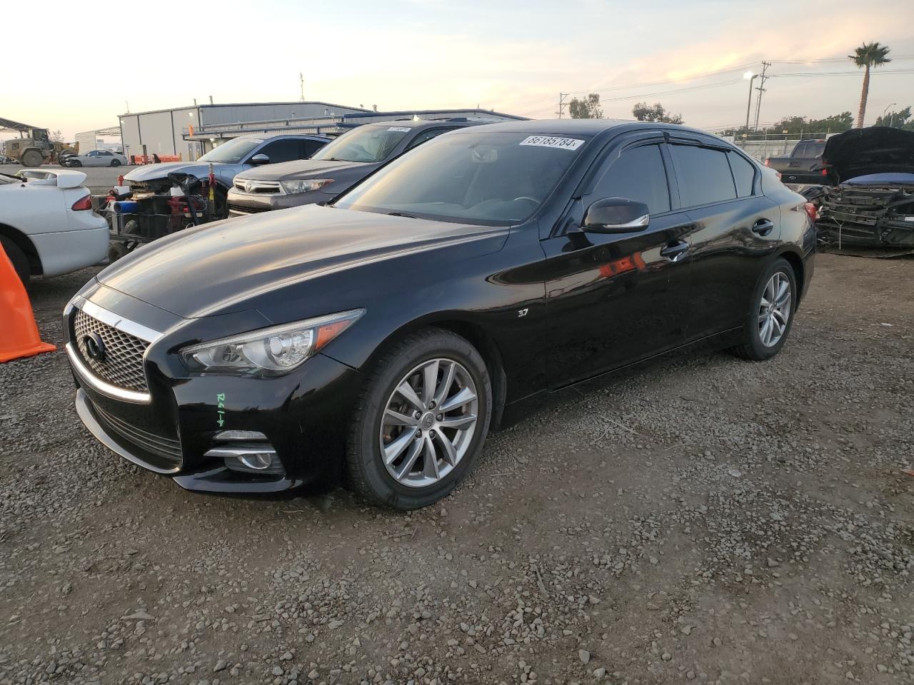 VIN JN1BV7AP4FM352579 2015 INFINITI Q50 no.1