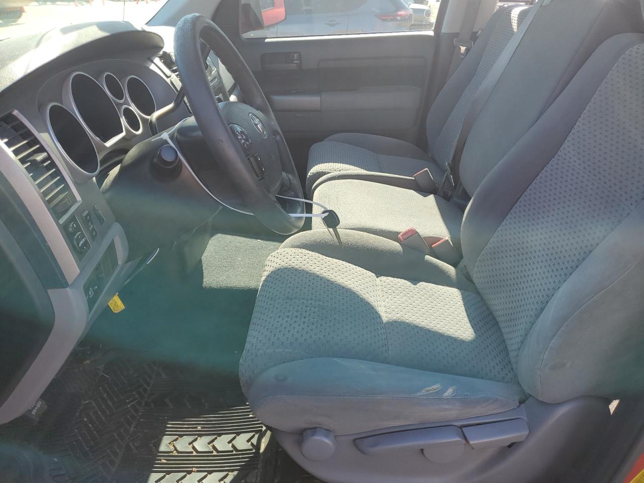 2013 Toyota Tundra - Image 7