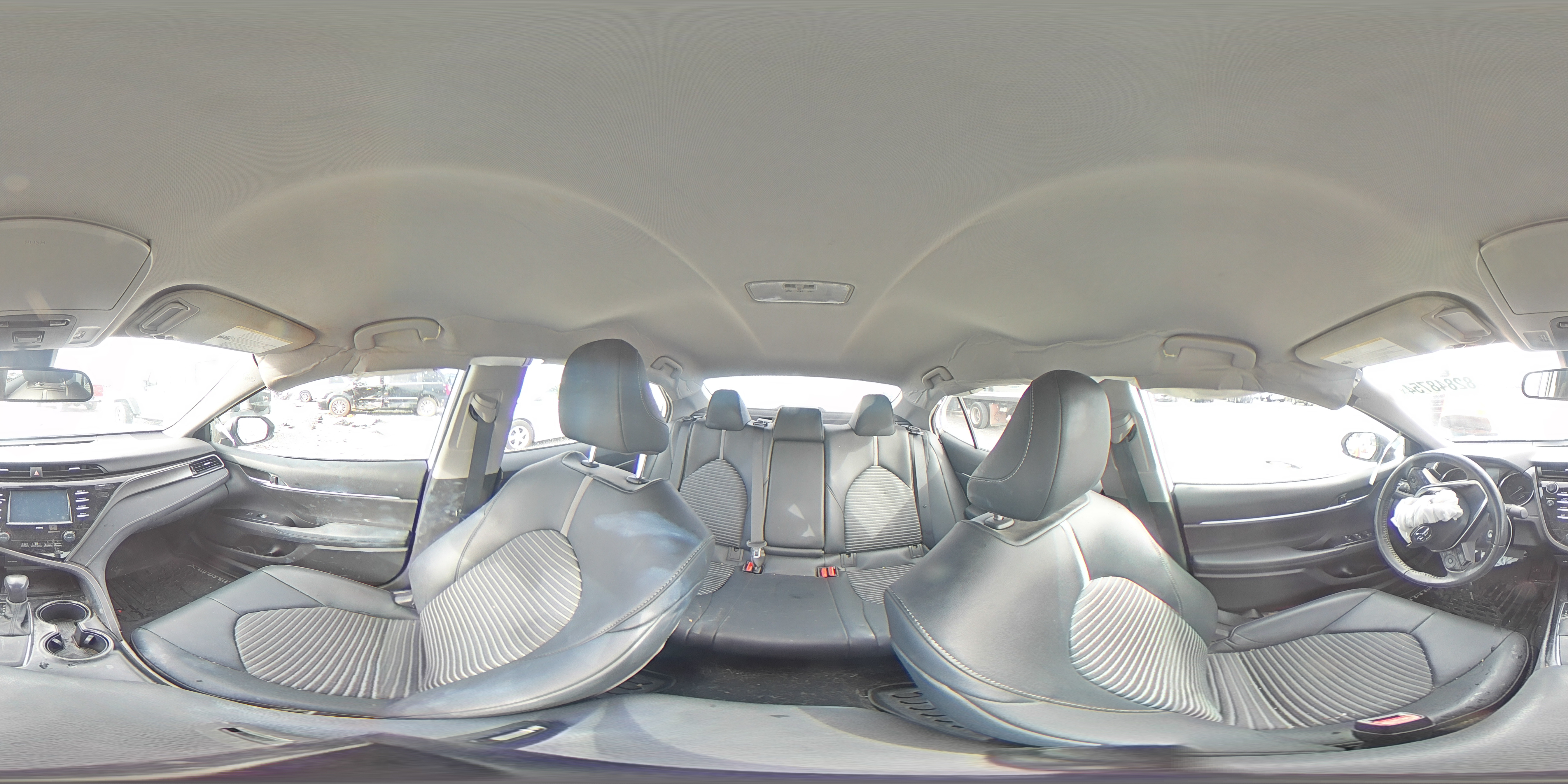 2020 Toyota Camry - Image 13