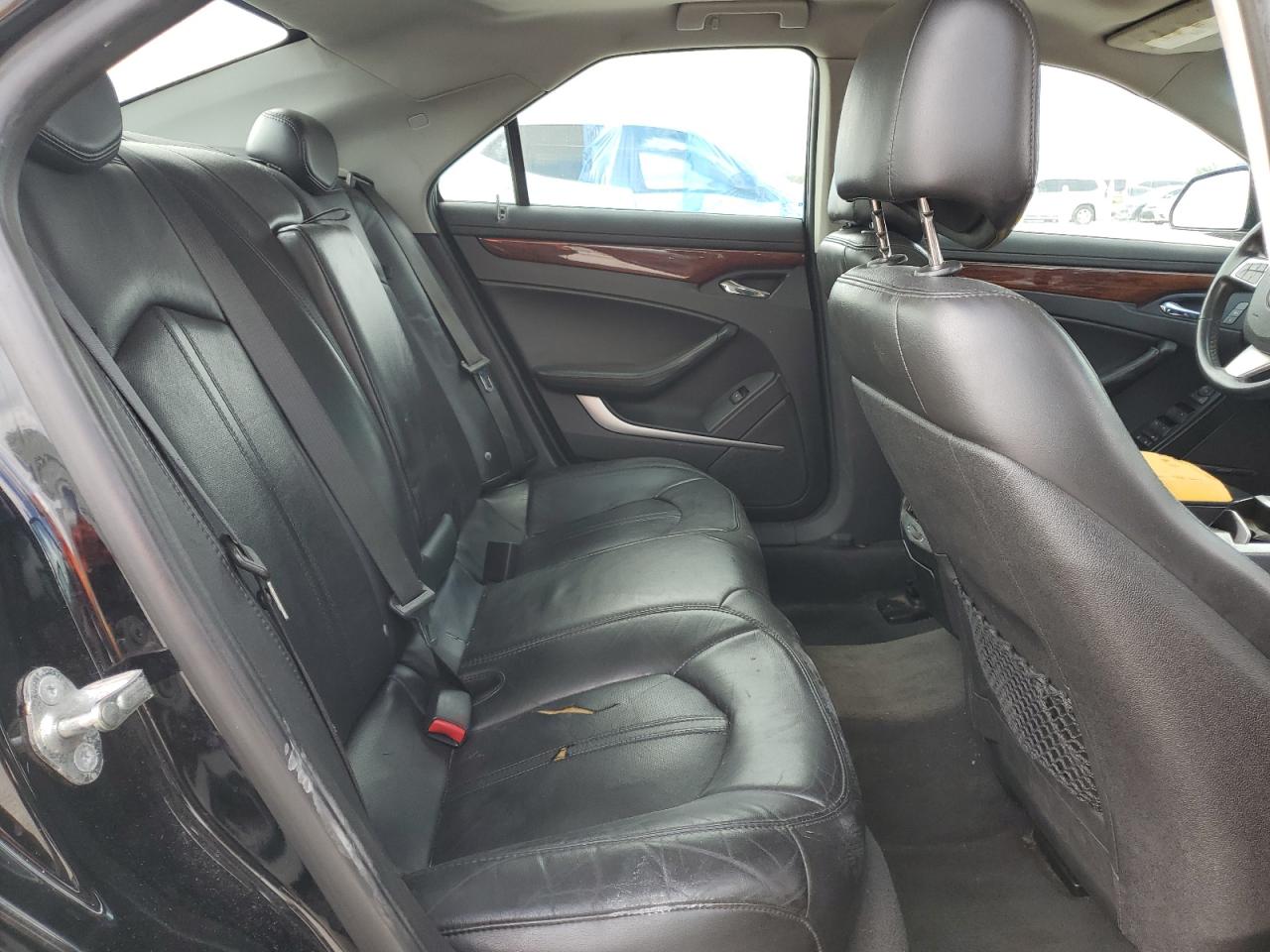2010 Cadillac CTS - Image 10