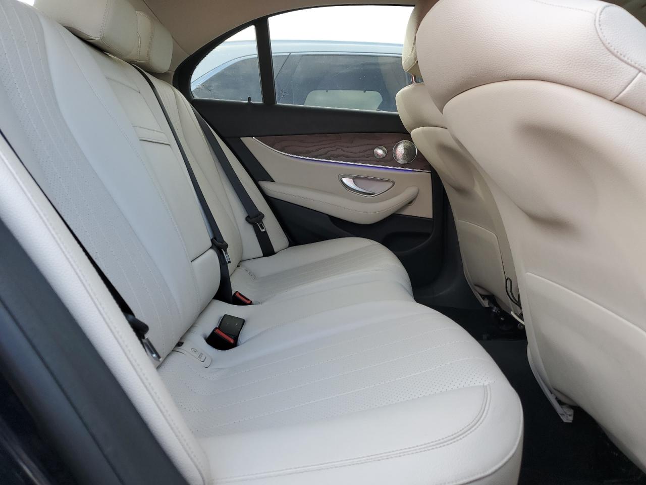 2017 Mercedes-Benz E-klasse - Image 10