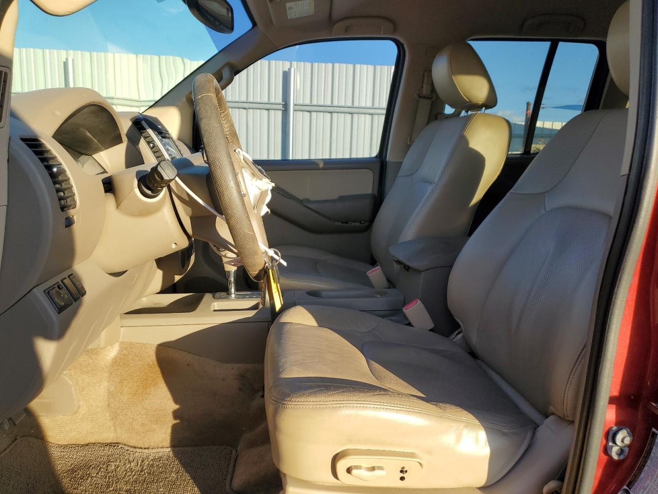 2014 Nissan Navara (Frontier) - Image 7
