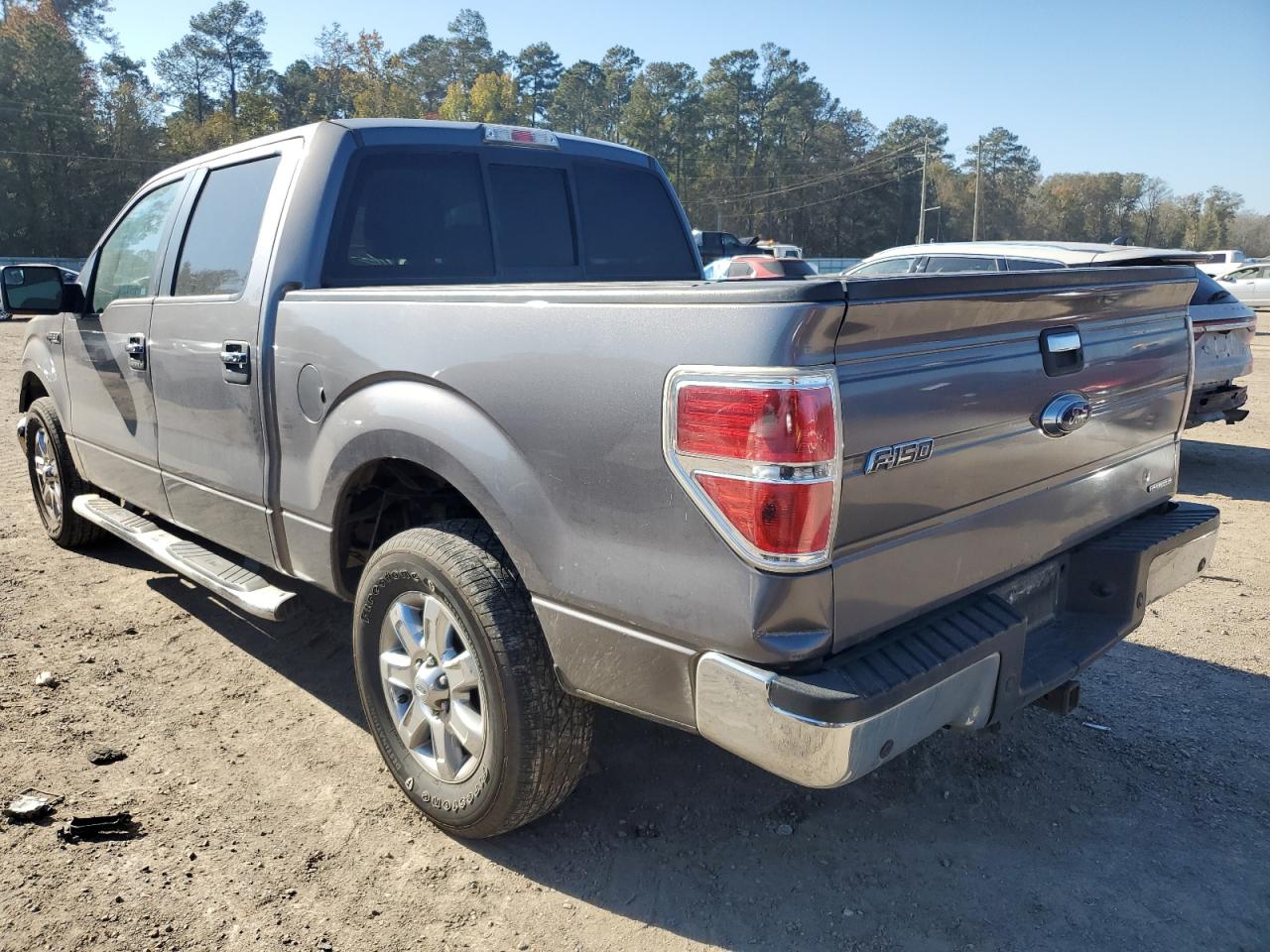 2014 Ford F-150 - Image 2