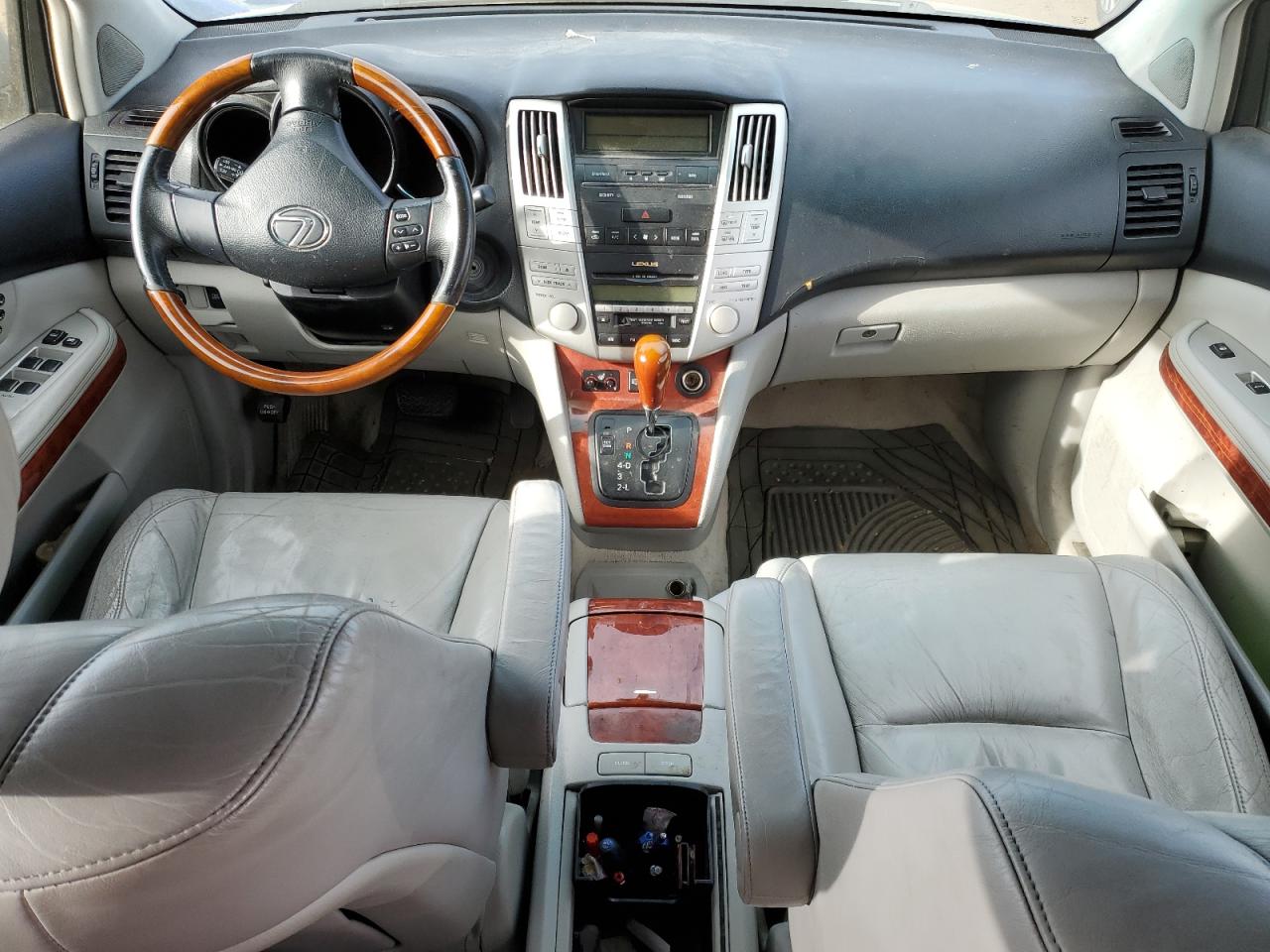 2004 Lexus RX - Image 8