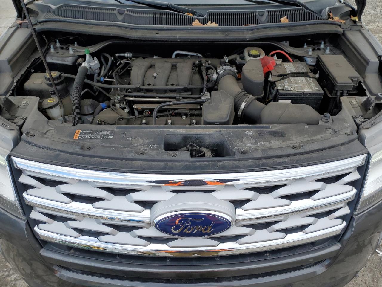 2019 Ford Explorer - Image 14