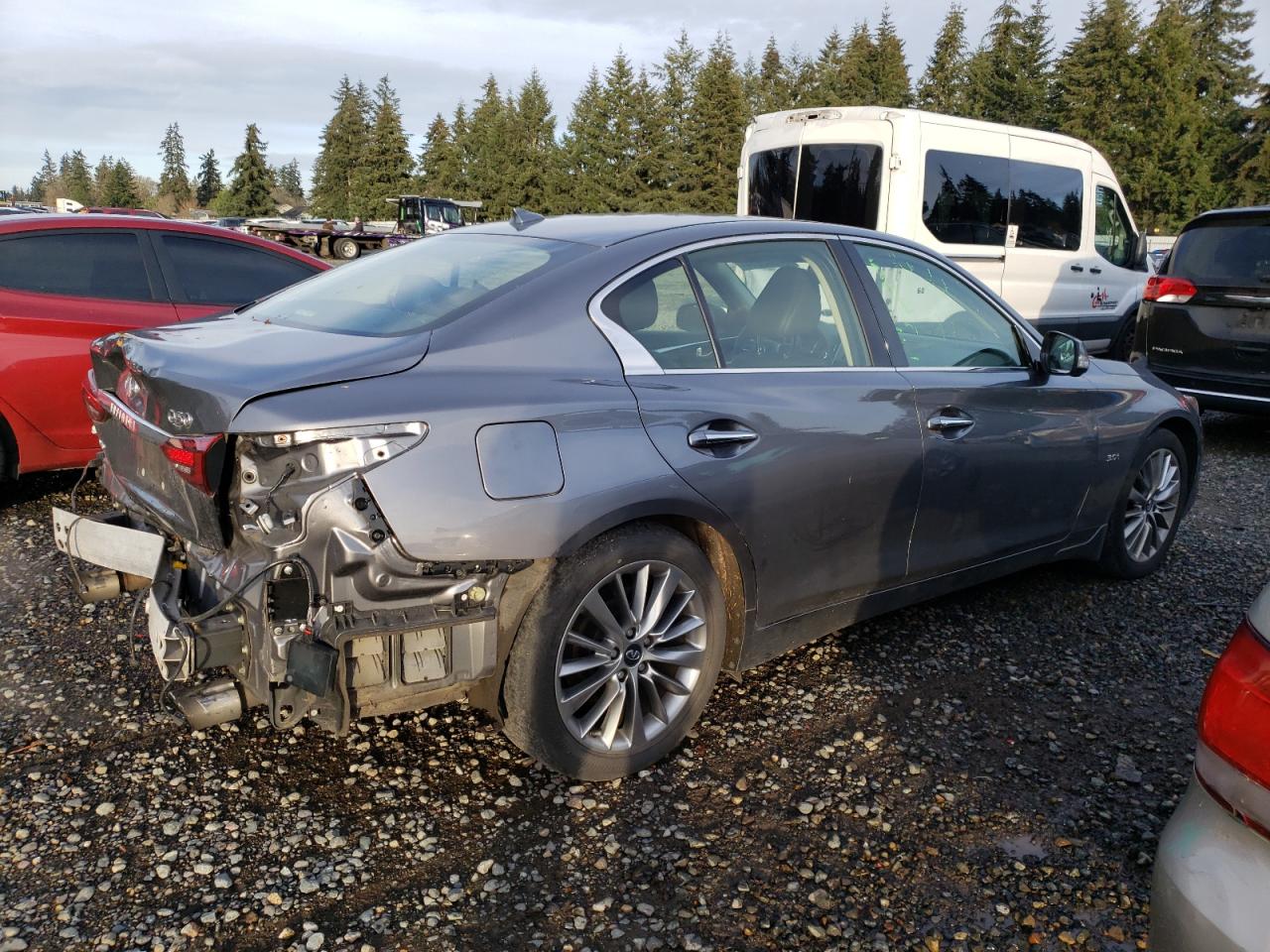 VIN JN1EV7AR3JM445438 2018 INFINITI Q50 no.3