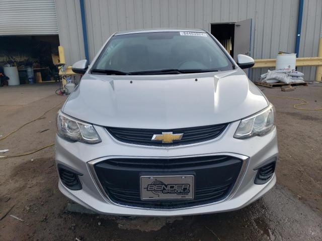  CHEVROLET SONIC 2018 Серебристый