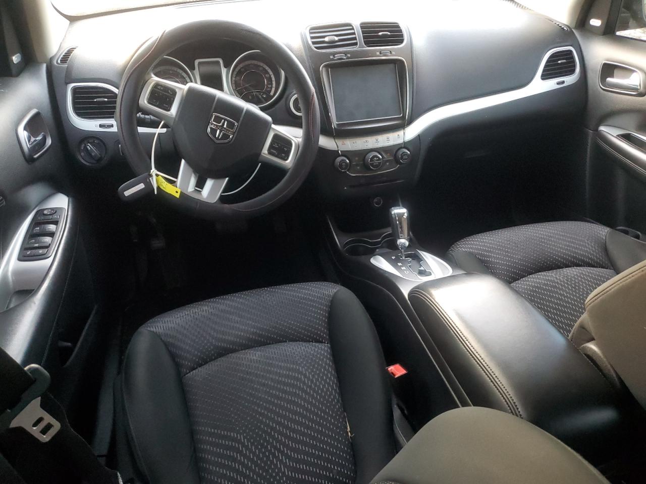 2011 Dodge Journey - Image 8