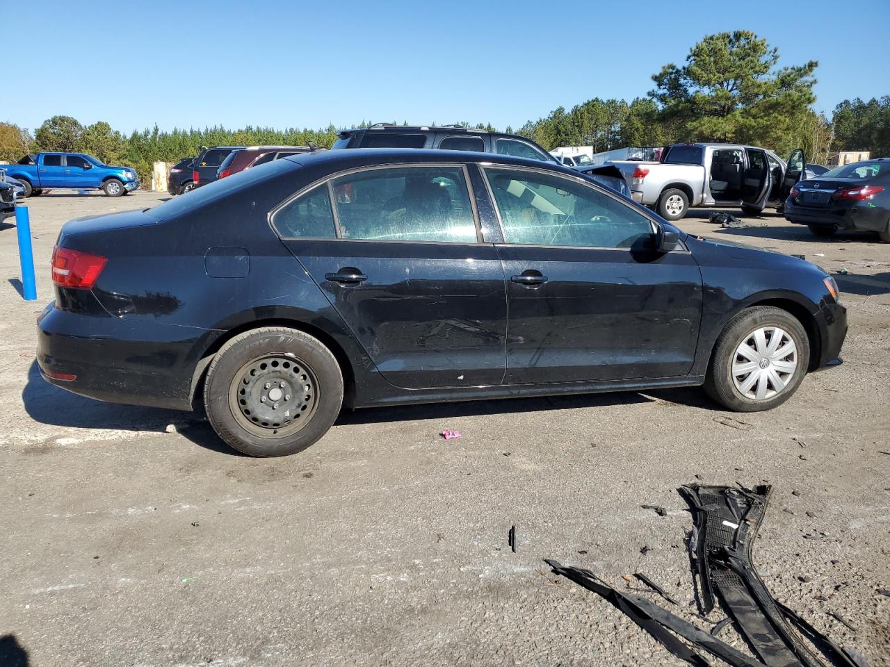 2015 Volkswagen Jetta - Image 3