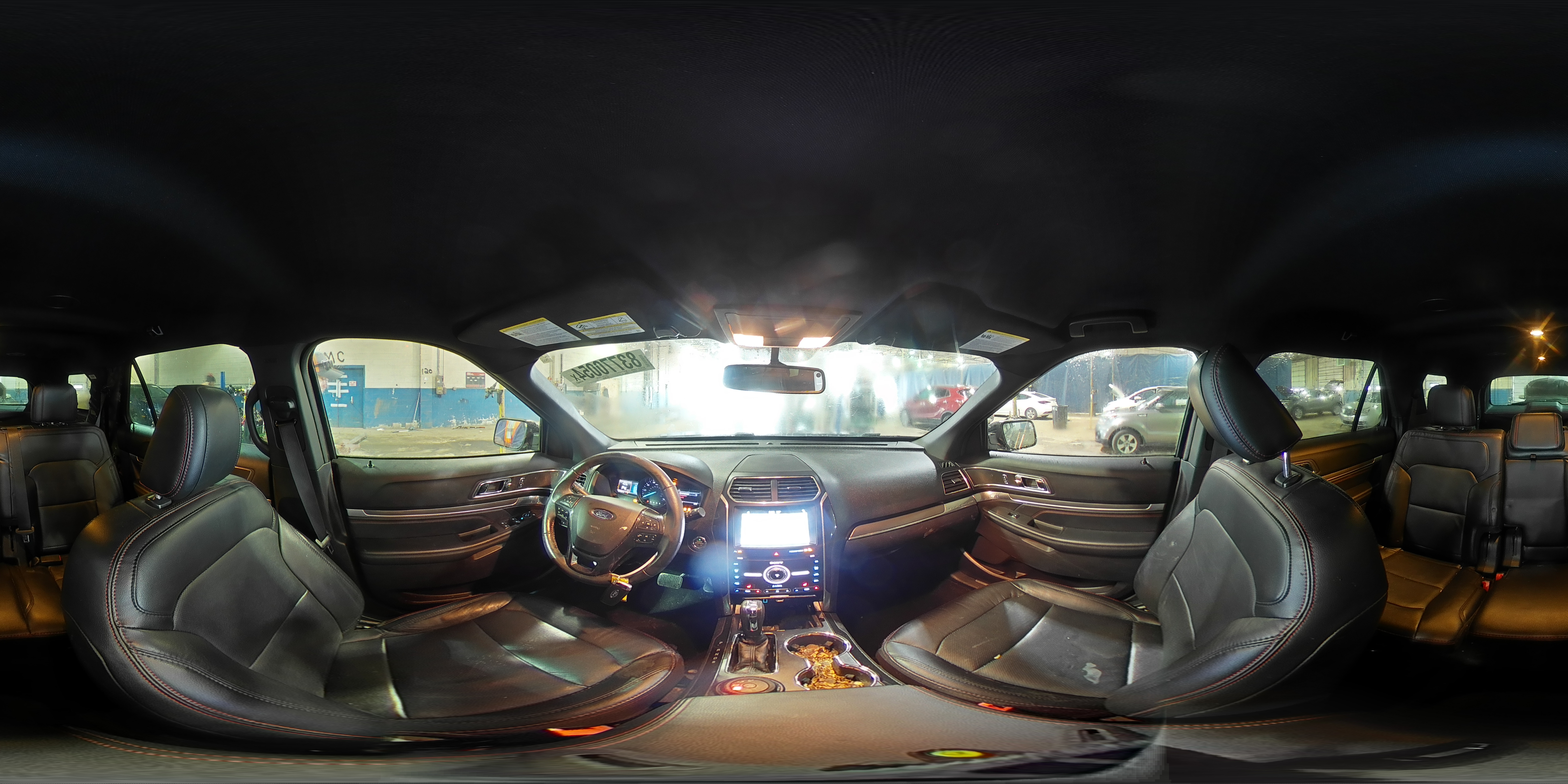 2019 Ford Explorer - Image 16