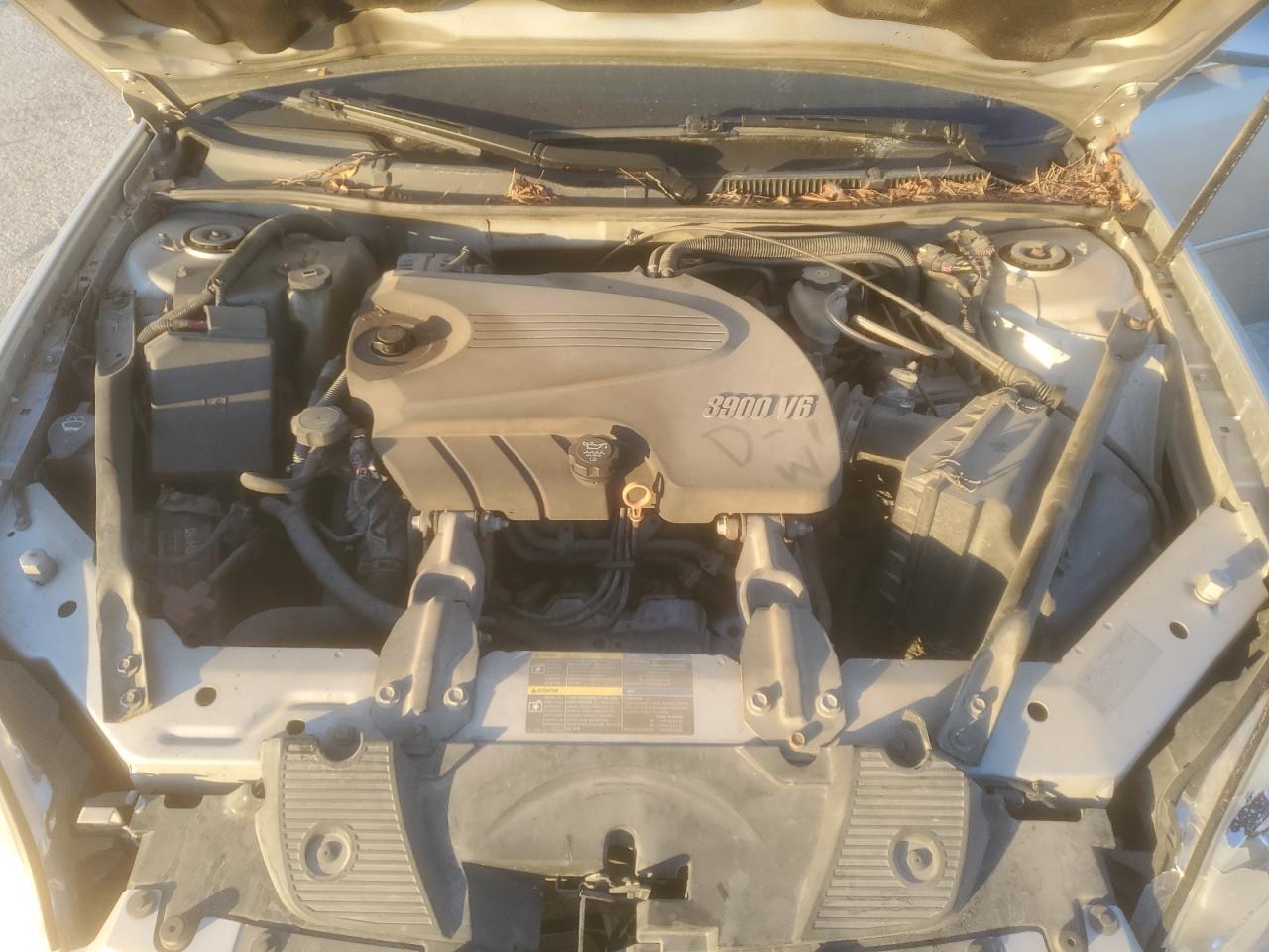 2010 Chevrolet Impala - Image 11