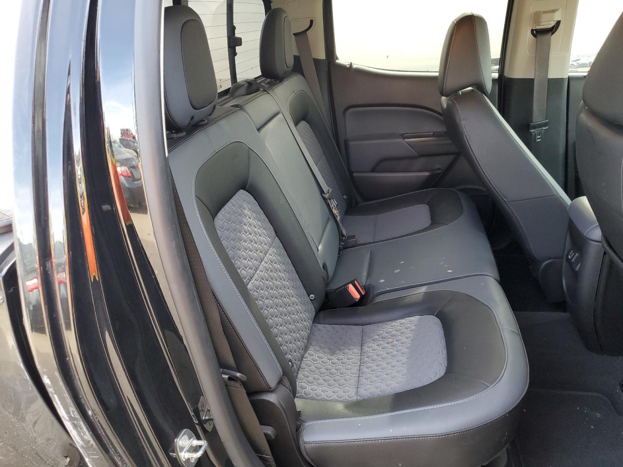 2019 Chevrolet Colorado - Image 10