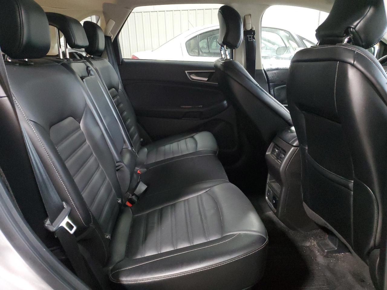 2018 Ford Edge - Image 11