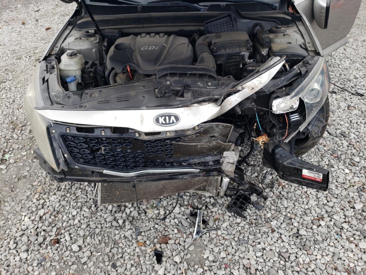 2011 Kia Optima - Image 12