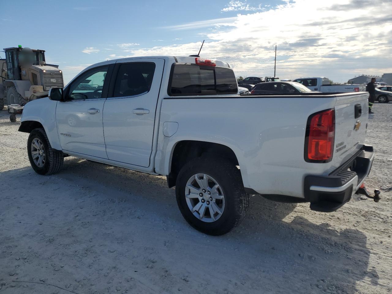 2016 Chevrolet Colorado - Image 2