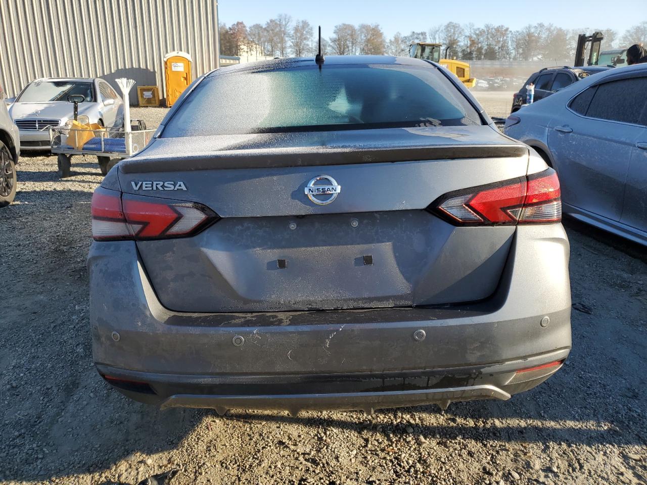 2020 Nissan Versa - Image 6