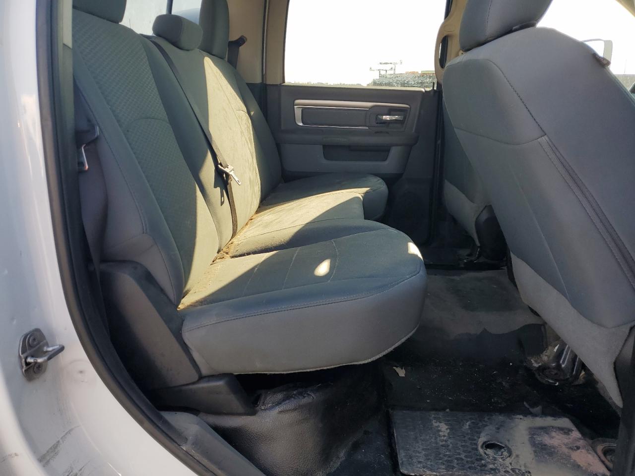 2018 RAM 3500 - Image 11