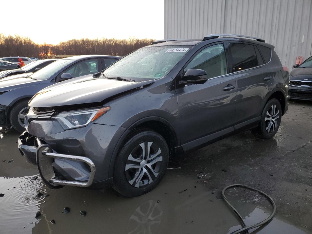 VIN 2T3BFREV7GW526518 2016 TOYOTA RAV4 no.1