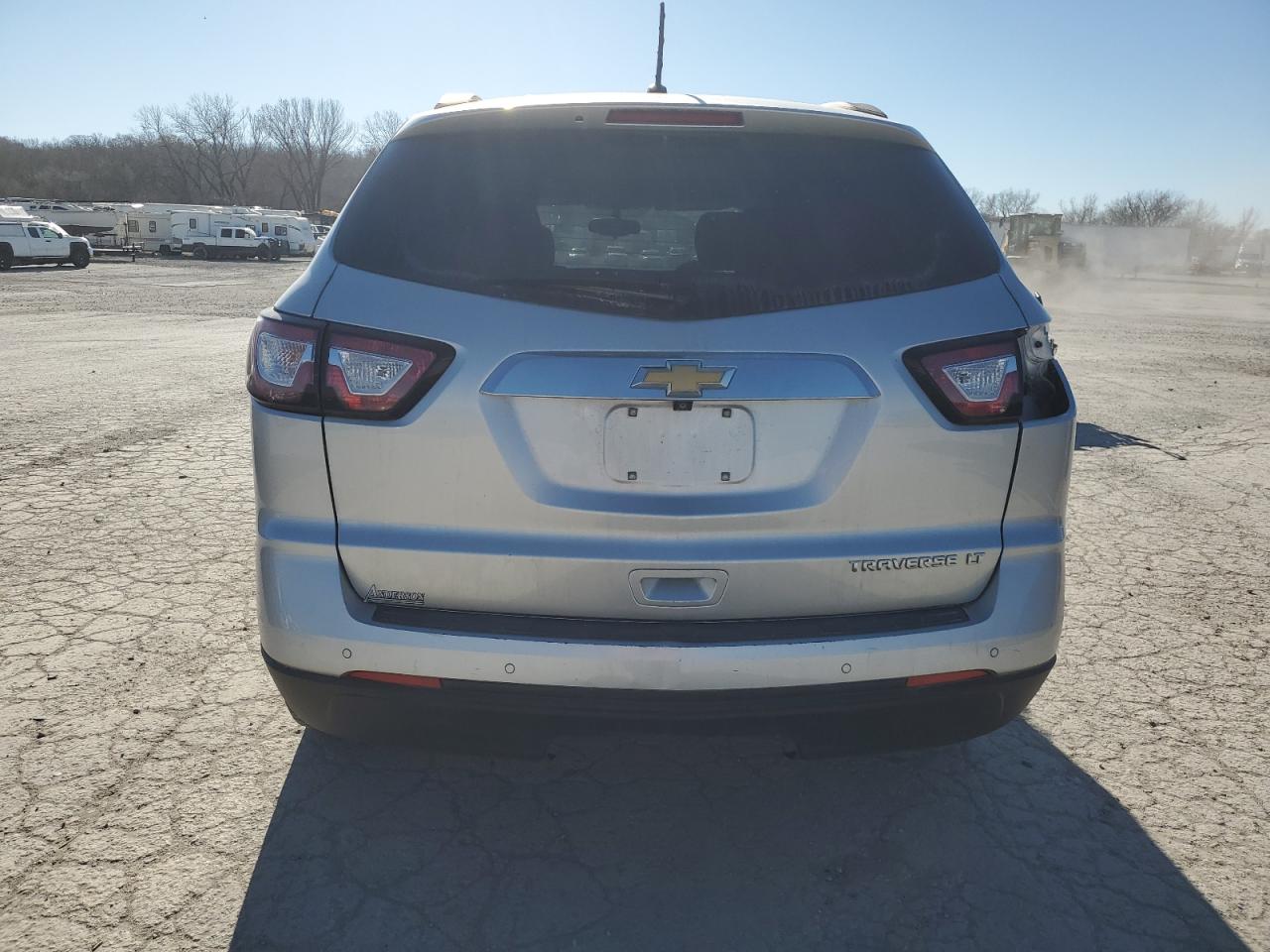 2015 Chevrolet Traverse - Image 6