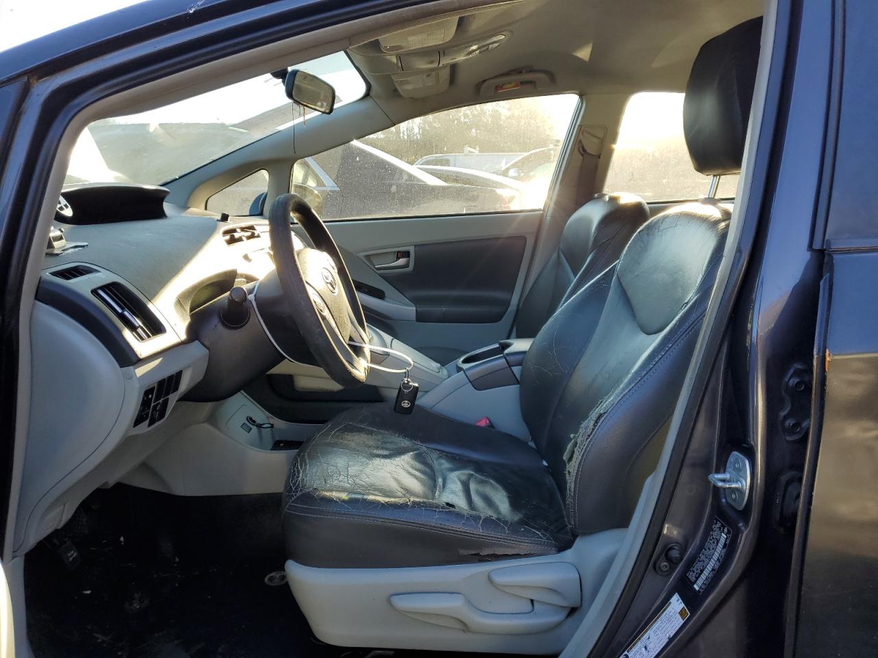 2012 Toyota Prius - Image 7