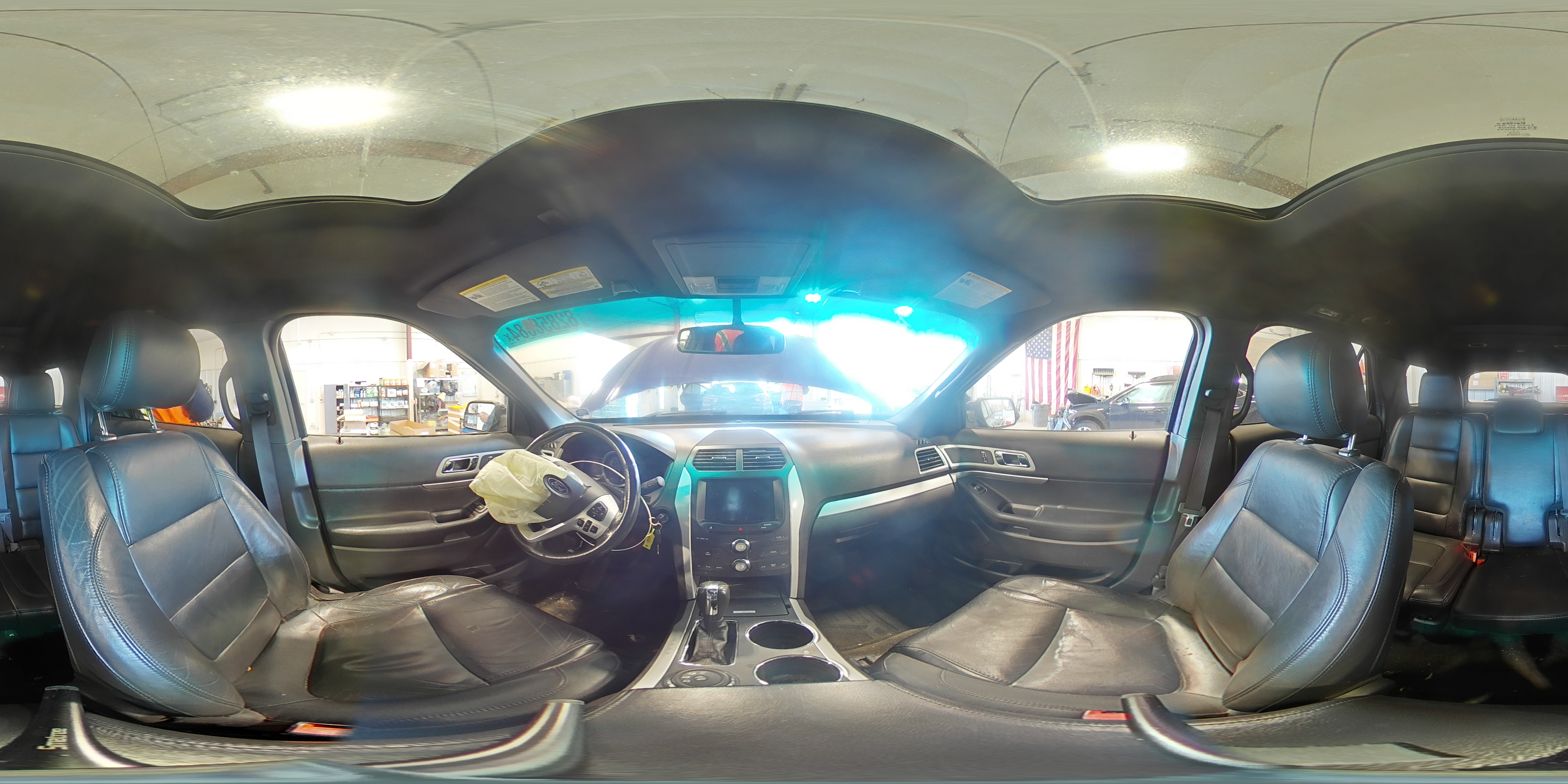 2014 Ford Explorer - Image 13