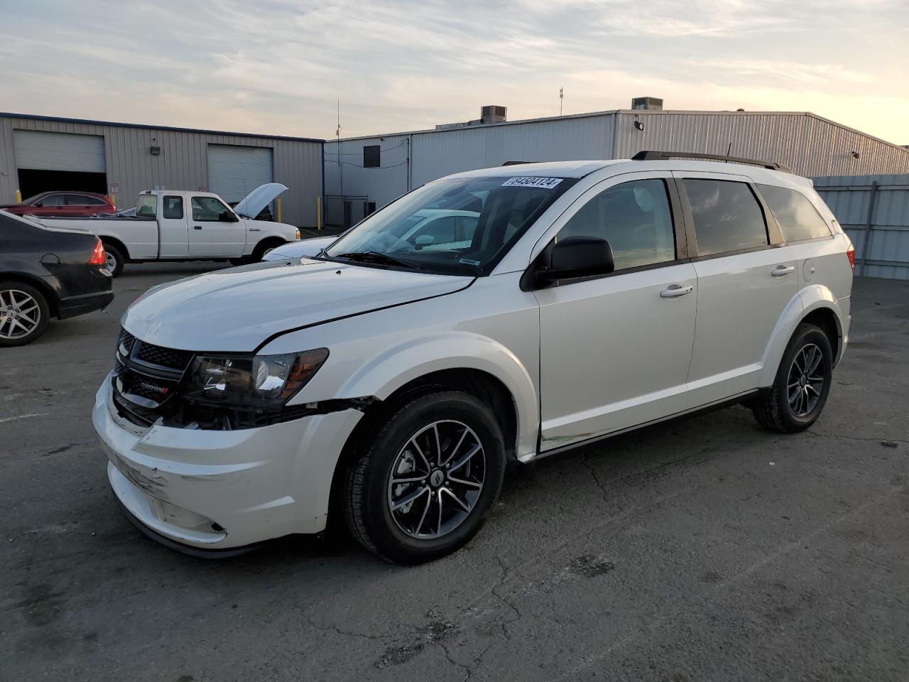 VIN 3C4PDCAB9JT533280 2018 DODGE JOURNEY no.1