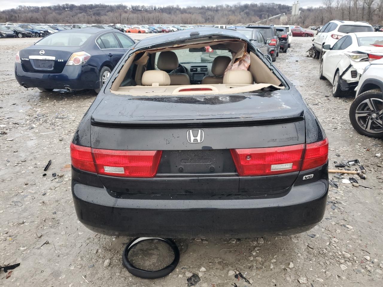 2005 Honda Accord - Image 6