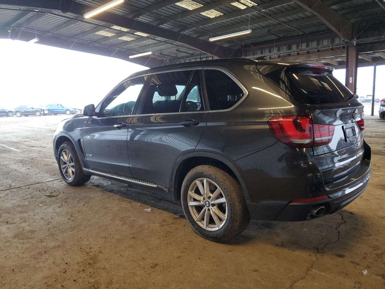 2015 BMW X5 - Image 2
