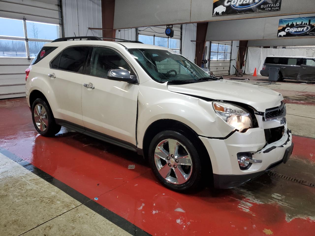 VIN 1GNFLFEK3FZ115735 2015 CHEVROLET EQUINOX no.4