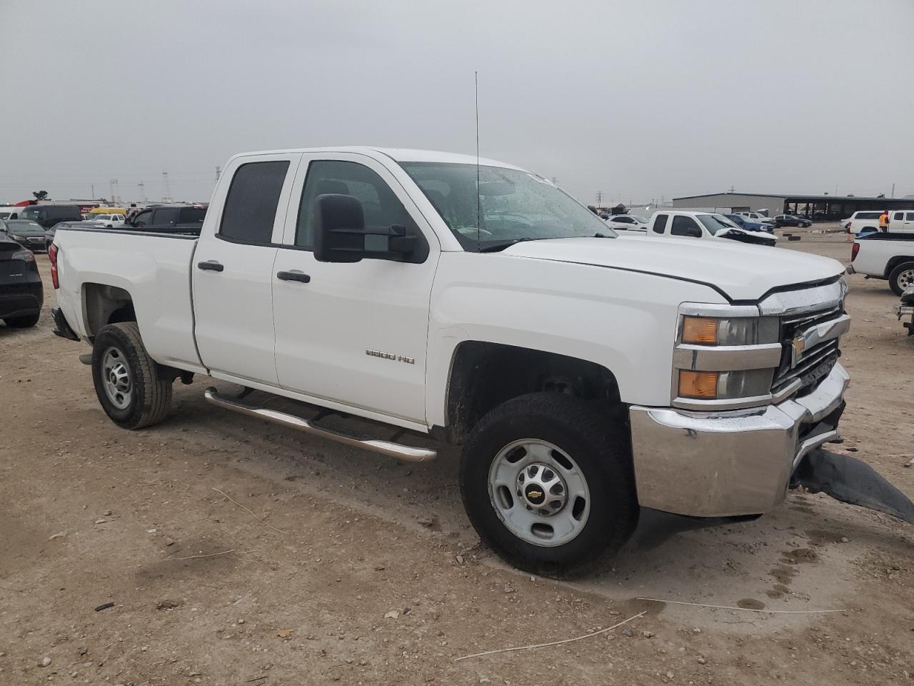 2015 Chevrolet Silverado - Image 4