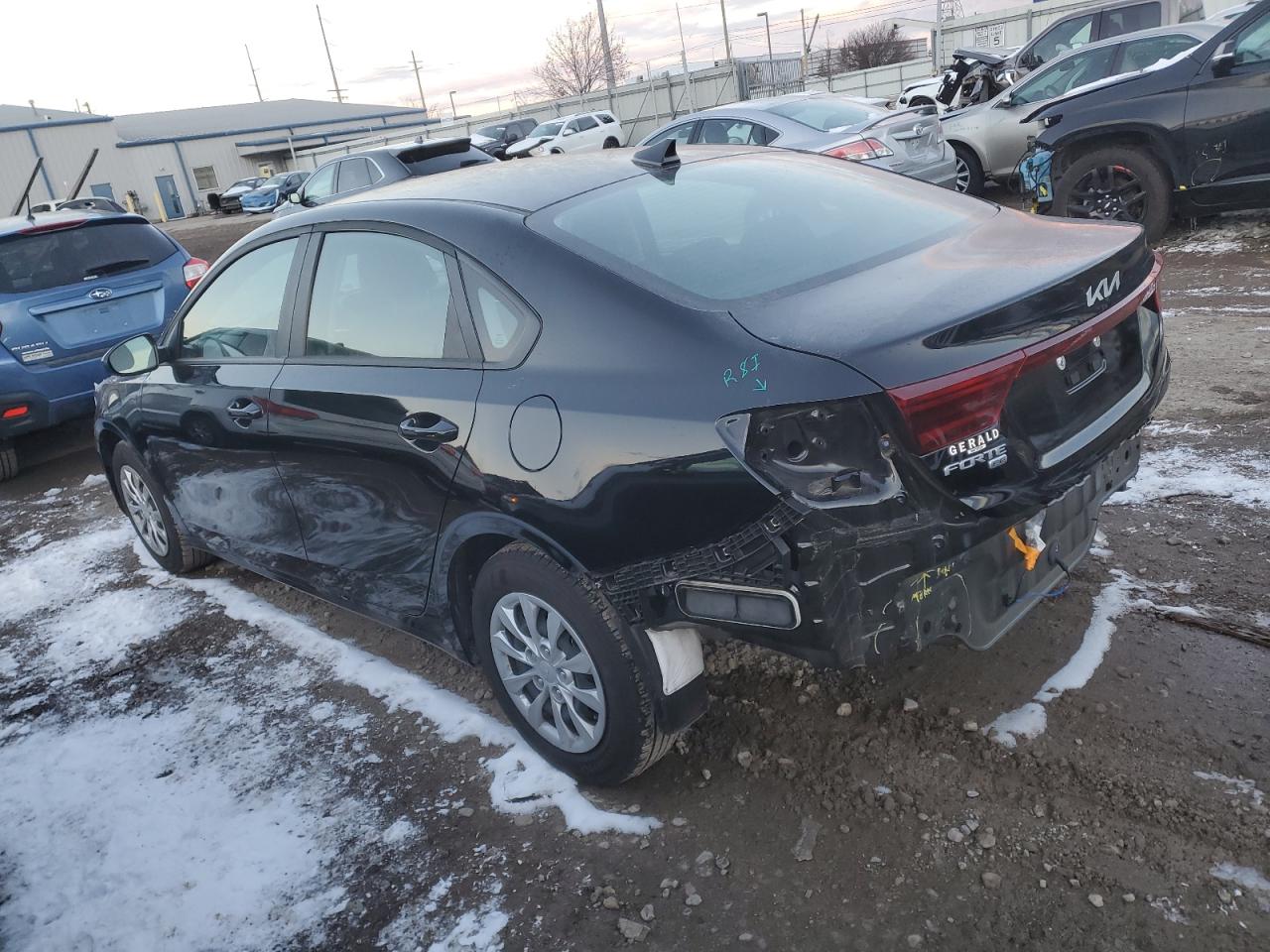 VIN 3KPF24AD5PE677429 2023 KIA FORTE no.2