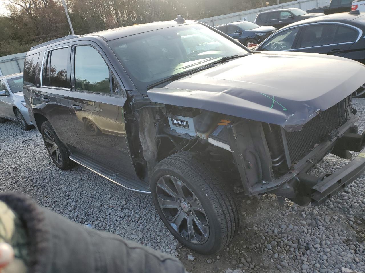 2016 GMC Yukon - Image 4