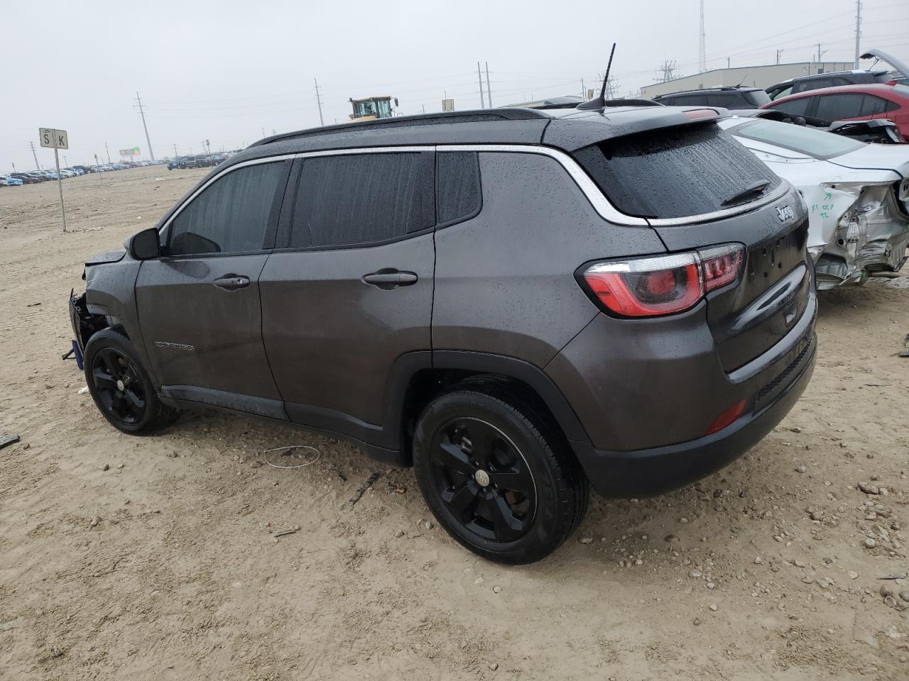 2020 Jeep Compass - Image 2