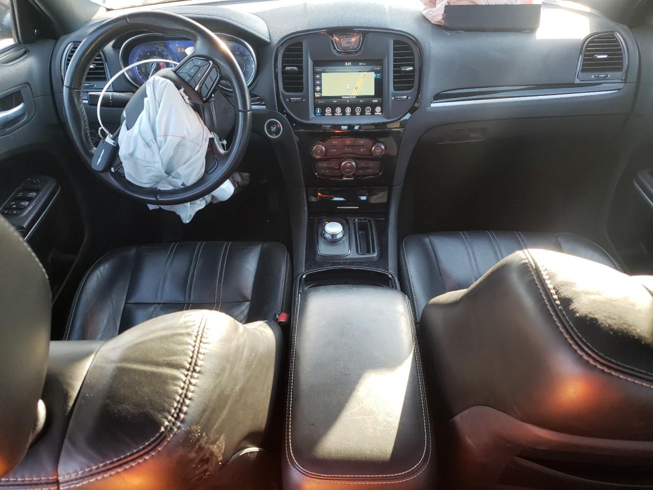 2021 Chrysler 300 - Image 8