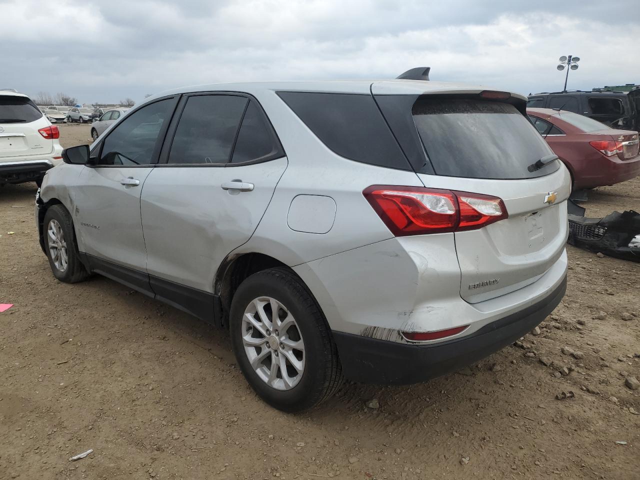 2021 Chevrolet Equinox - Image 2