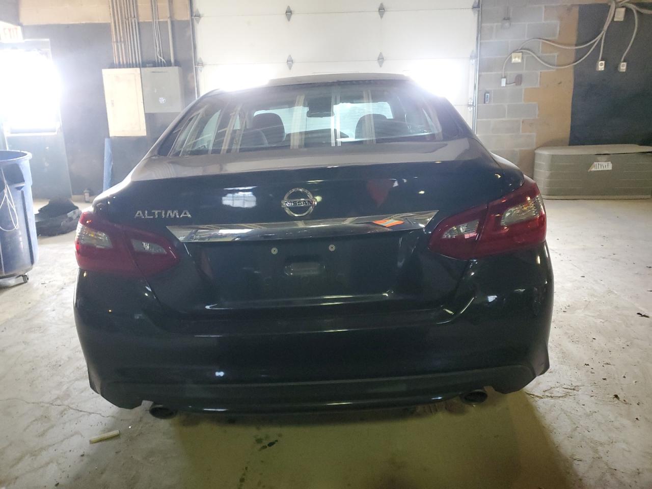 2018 Nissan Altima - Image 6