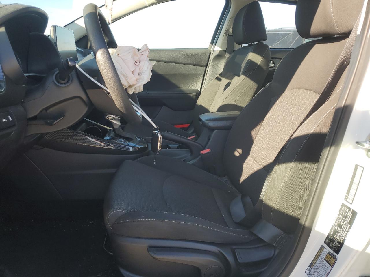 2021 Kia Forte - Image 7