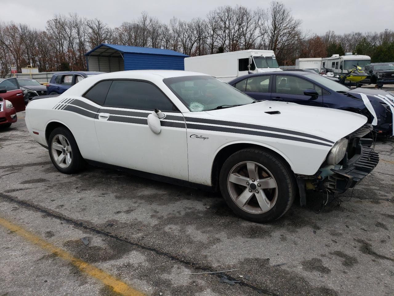 2013 Dodge Challenger - Image 4